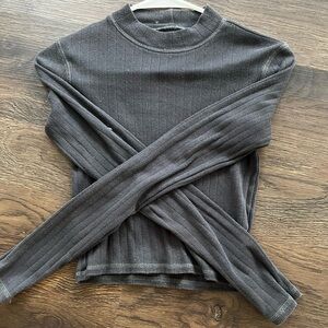 American Eagle black long sleeve